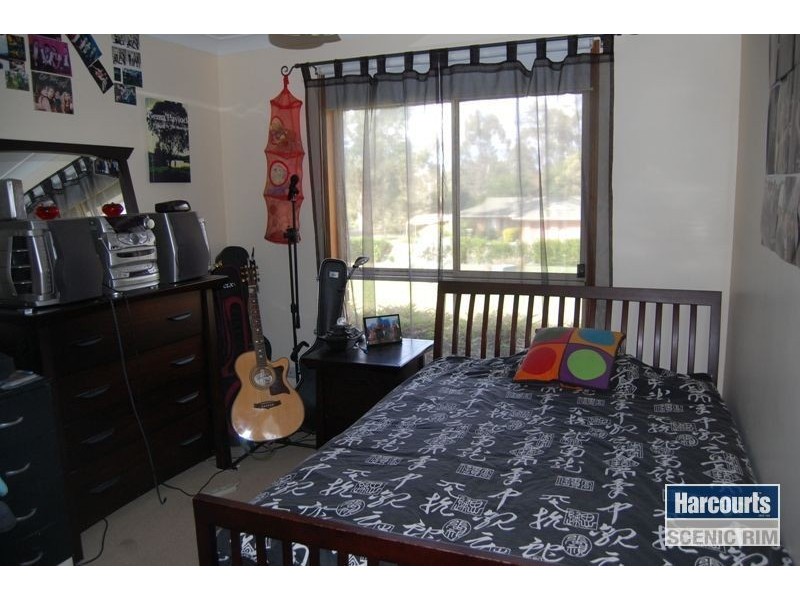 5 Jackeroo Ct, Jimboomba QLD 4280
