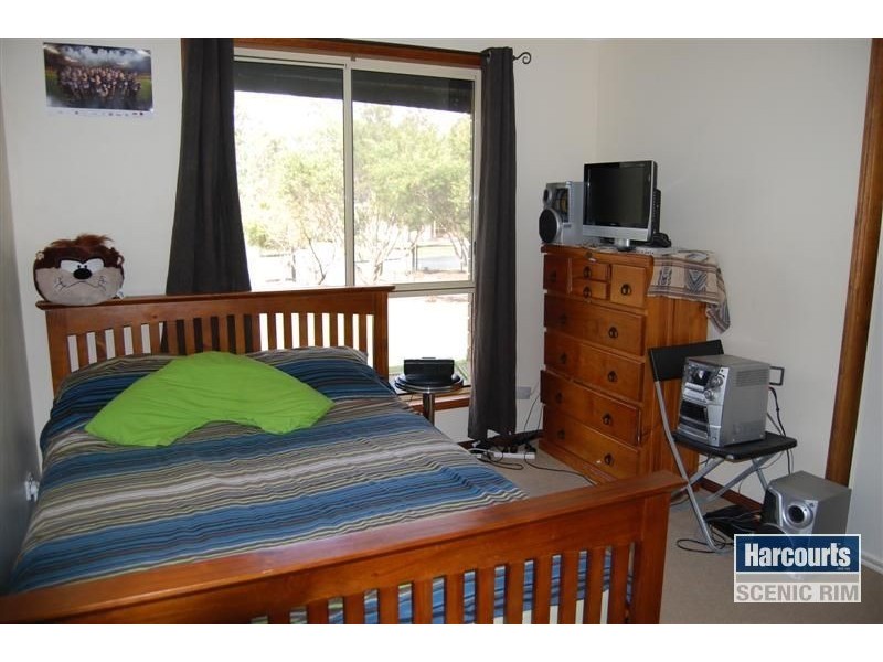 5 Jackeroo Ct, Jimboomba QLD 4280