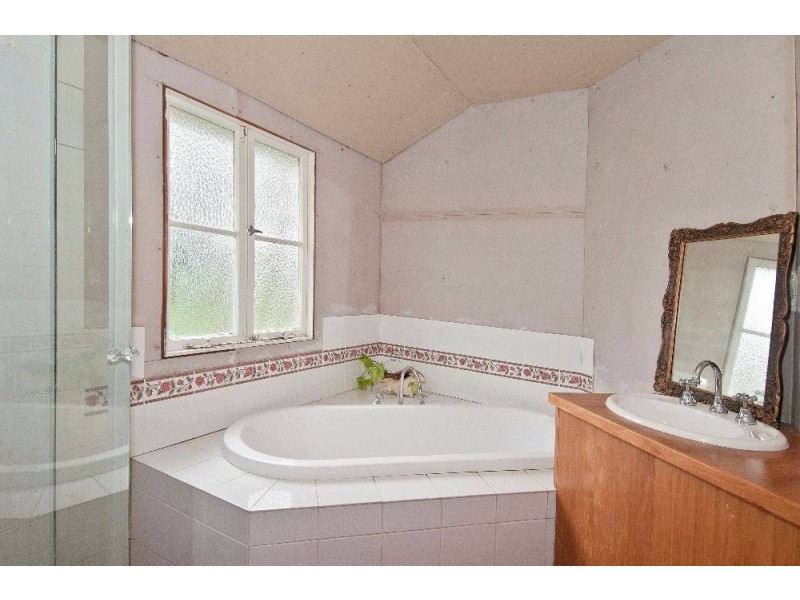 250 Hotz Rd, Jimboomba QLD 4280