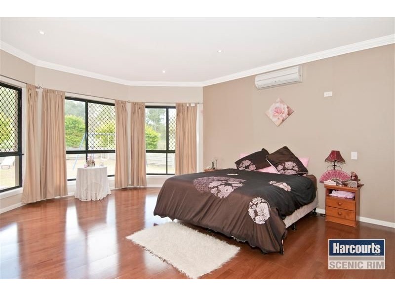 8 Overlander Ct, Jimboomba QLD 4280