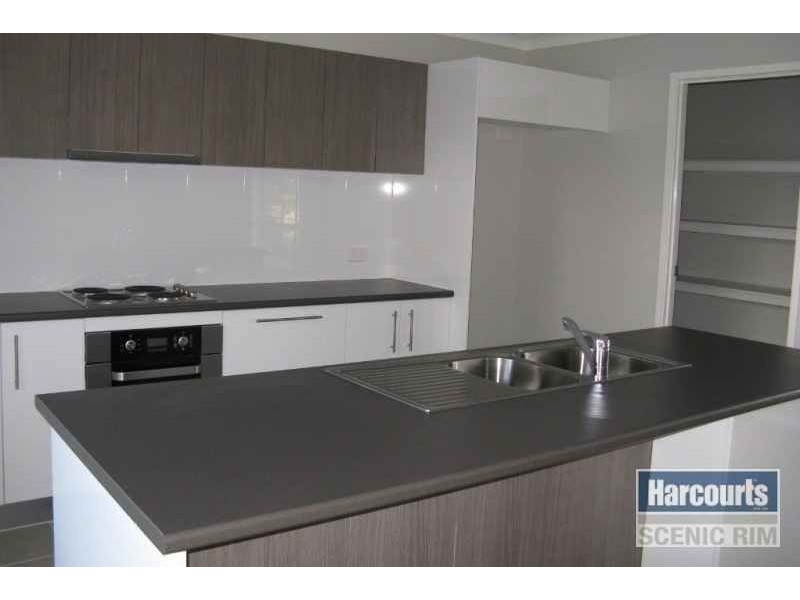 73 Manning St, Jimboomba QLD 4280