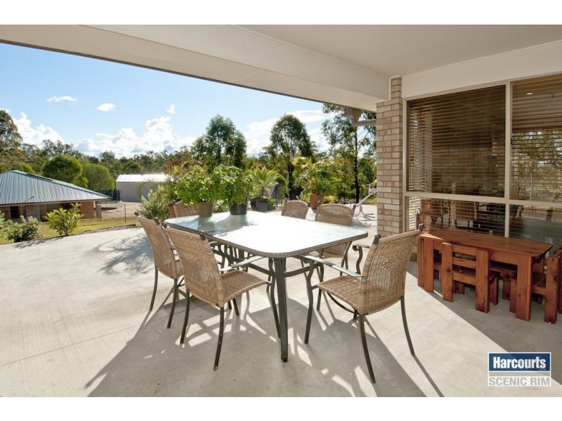 25 Maggie Crt, Cedar Vale QLD 4285