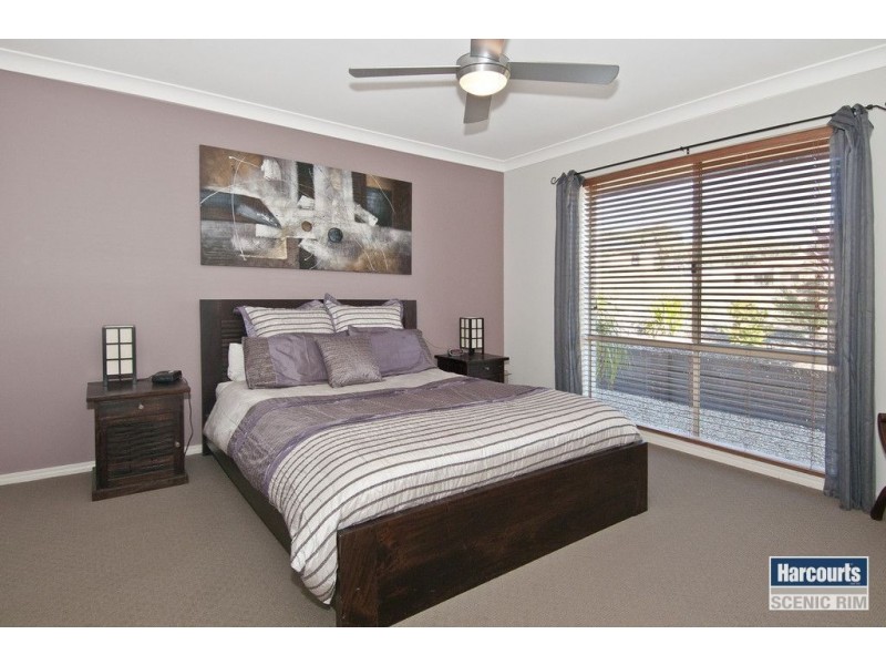 25 Maggie Crt, Cedar Vale QLD 4285
