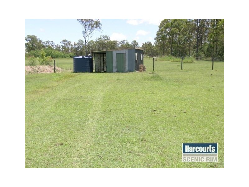 13 Gracelands Drive, North Maclean QLD 4280