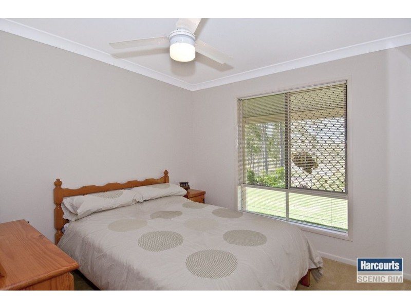 106 John Collins Drive, Mundoolun QLD 4285