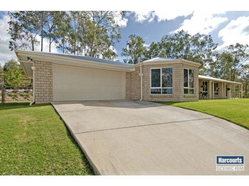 106 John Collins Drive, Mundoolun QLD 4285