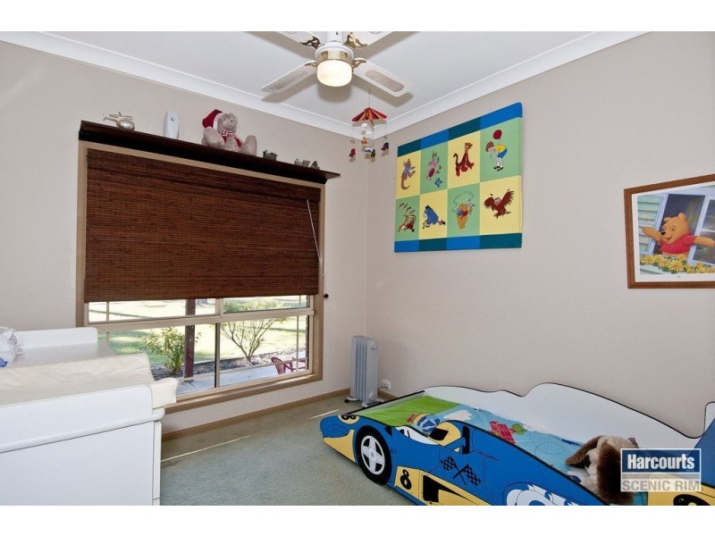 19 Glenlogan Ct, Jimboomba QLD 4280