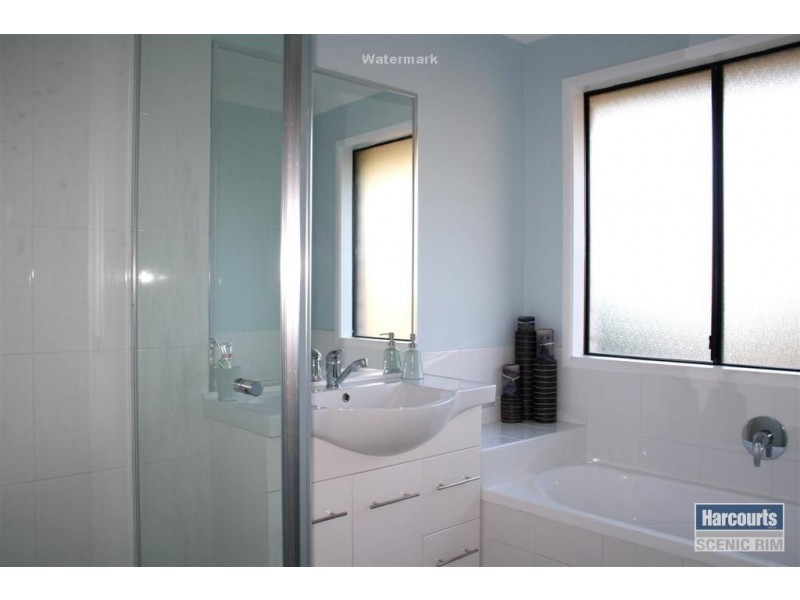 39 Turpentine Drive, Cedar Vale QLD 4285