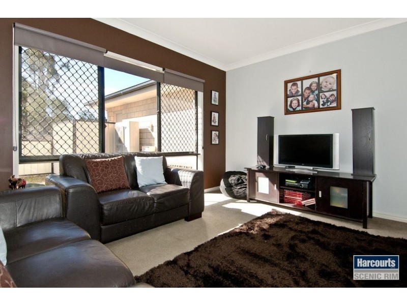 15 Ibyana Crt, Jimboomba QLD 4280