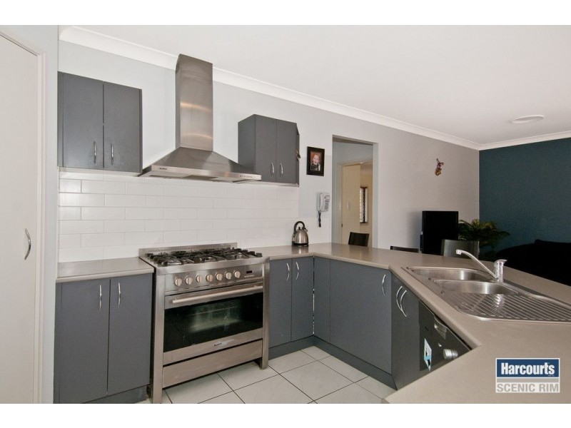 15 Ibyana Crt, Jimboomba QLD 4280