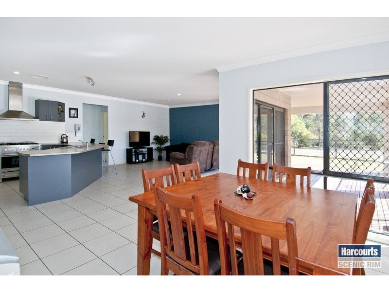 15 Ibyana Crt, Jimboomba QLD 4280
