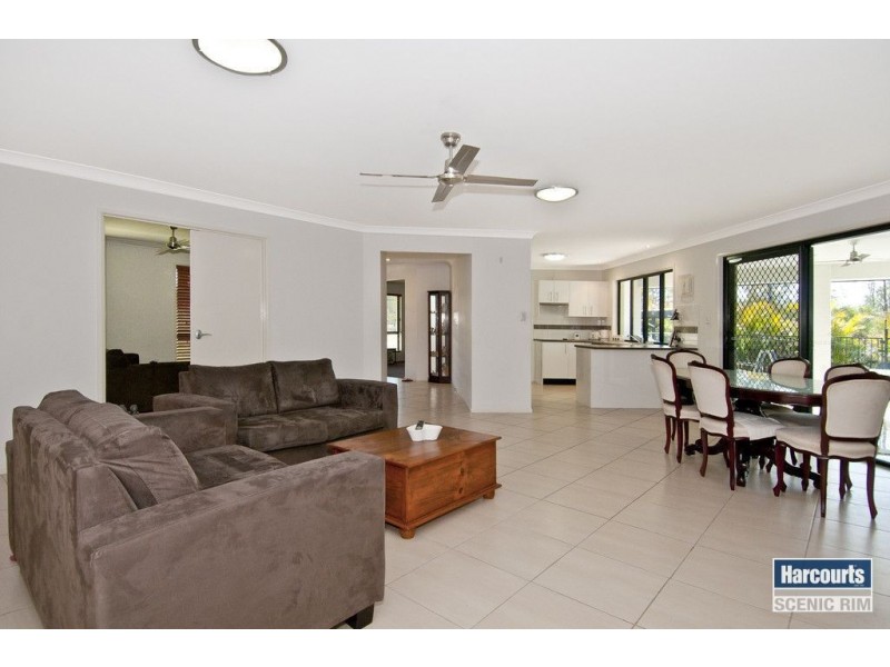 2 Mississippi St, Jimboomba QLD 4280