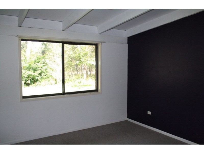 272 Clifton Drive, North Maclean QLD 4280