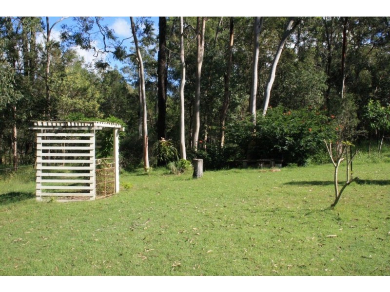 272 Clifton Drive, North Maclean QLD 4280