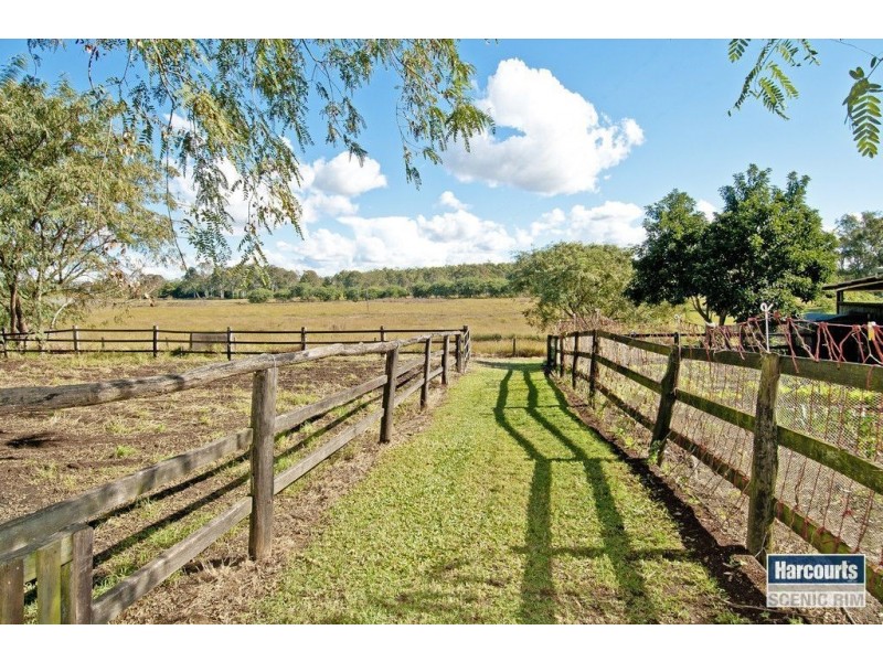 90 Lancebark Rd, Jimboomba QLD 4280