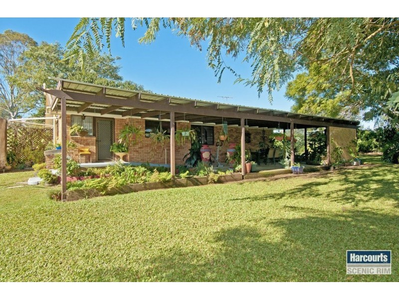 90 Lancebark Rd, Jimboomba QLD 4280