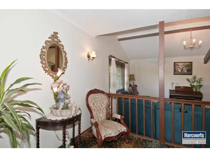 90 Lancebark Rd, Jimboomba QLD 4280