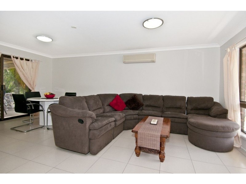 10 Erin Court, Gleneagle QLD 4285