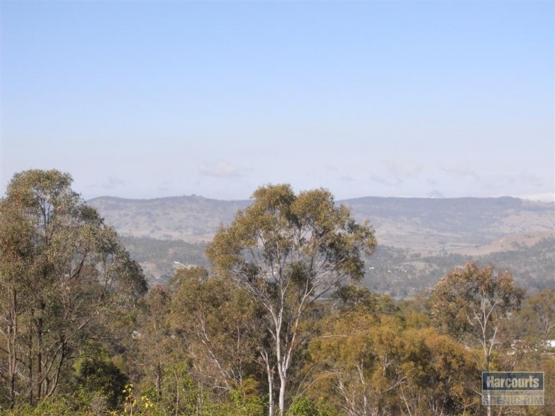 46 Brooks Drive, Kooralbyn QLD 4285