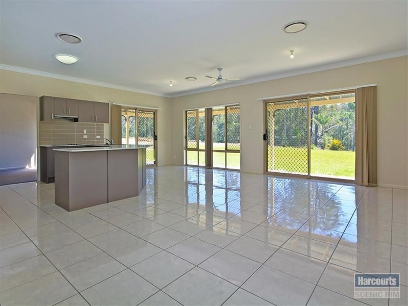 23 Pardalote Court, Greenbank QLD 4124