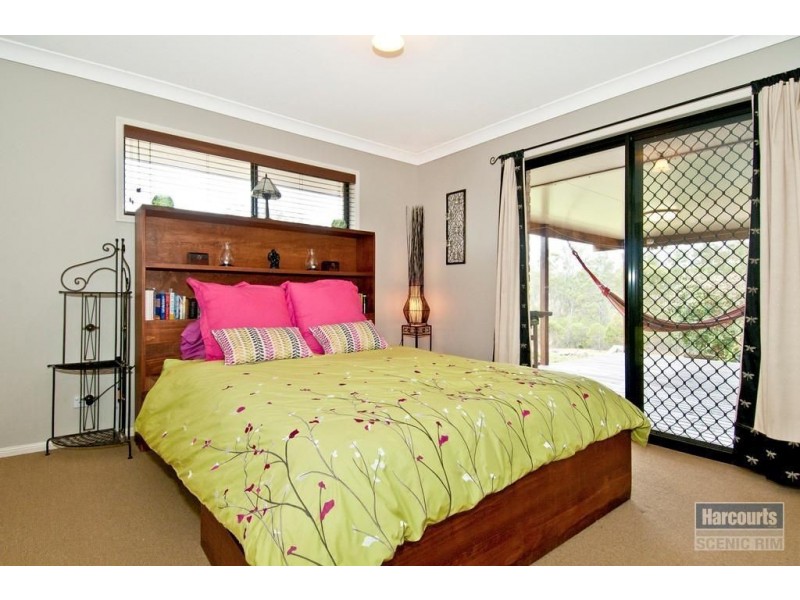 126 Peppertree Drive, Jimboomba QLD 4280