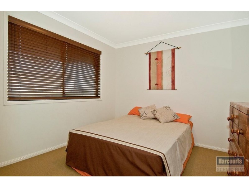 126 Peppertree Drive, Jimboomba QLD 4280