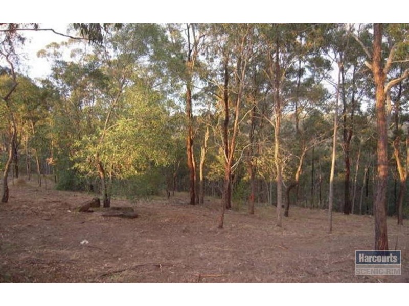 6 Muirhead Close, Kooralbyn QLD 4285