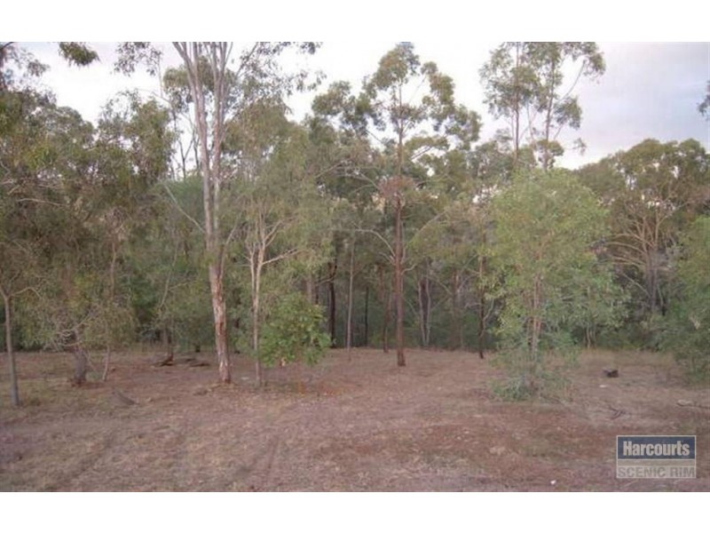 6 Muirhead Close, Kooralbyn QLD 4285