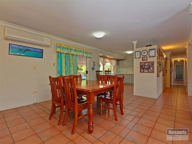 49 Palmerston Court, Munruben QLD 4125