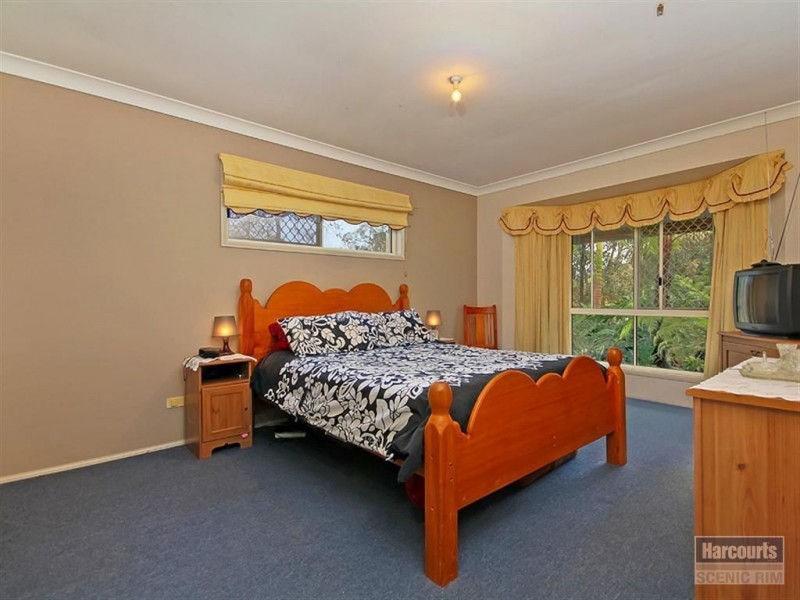 49 Palmerston Court, Munruben QLD 4125