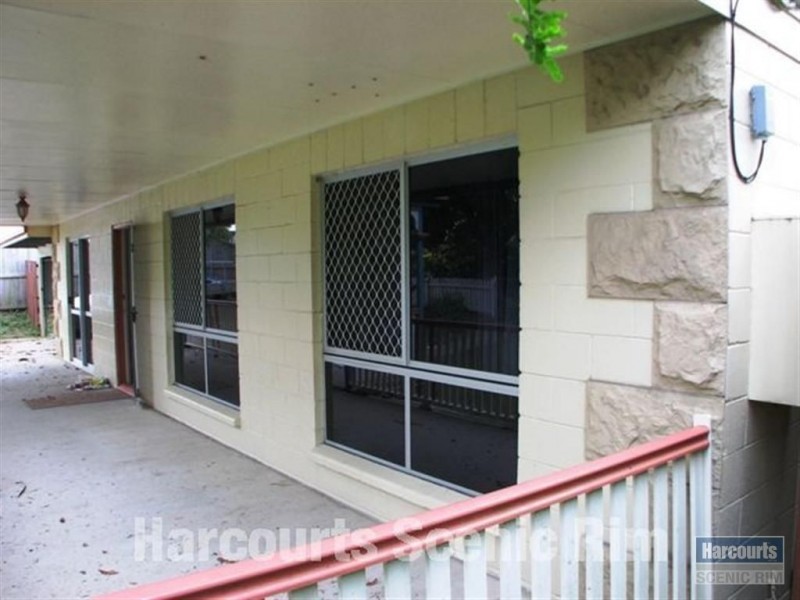 12 Straight Drive, Browns Plains QLD 4118