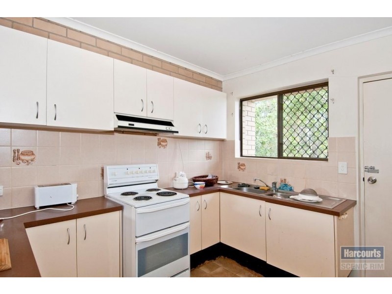 81 Station Road, Woodridge QLD 4114