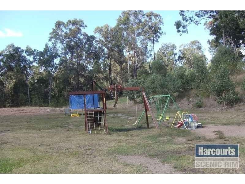 2-14 Thompson Road, Greenbank QLD 4124