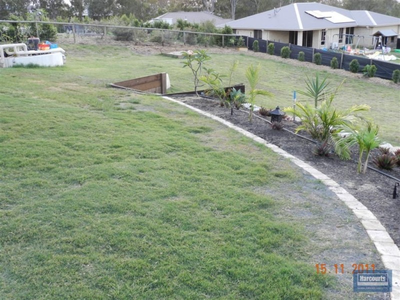 90 Carrigan Way, Gleneagle QLD 4285