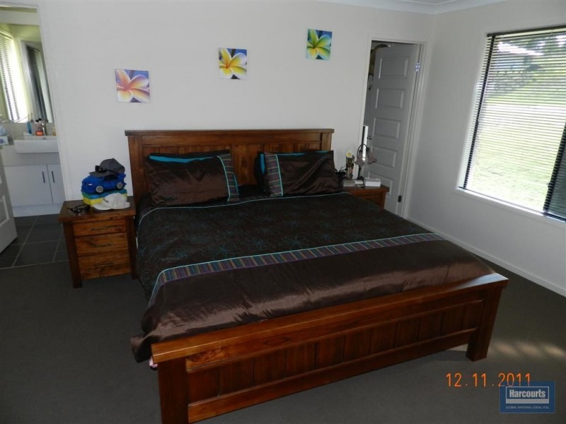 90 Carrigan Way, Gleneagle QLD 4285