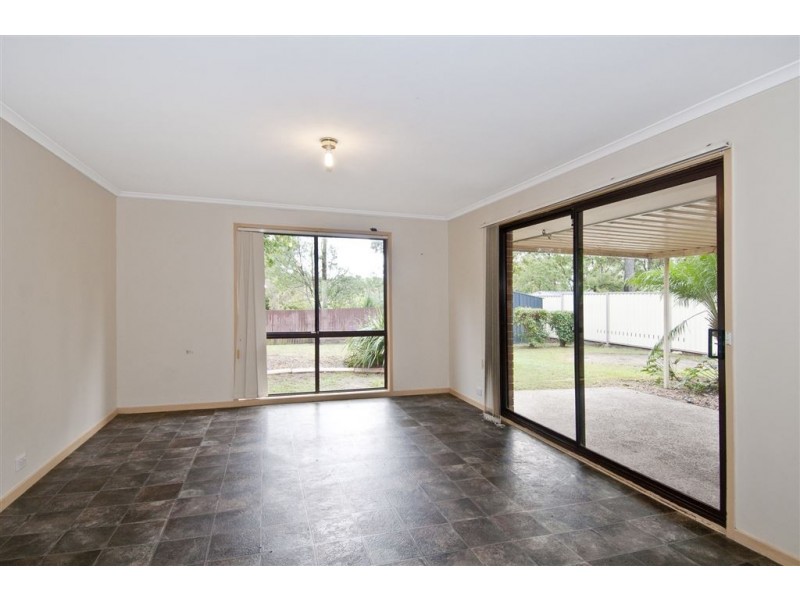 21 Cianthus street, Regents Park QLD 4118