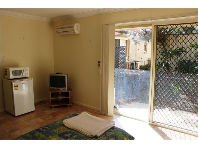 2/32 Albert st, Beaudesert QLD 4285