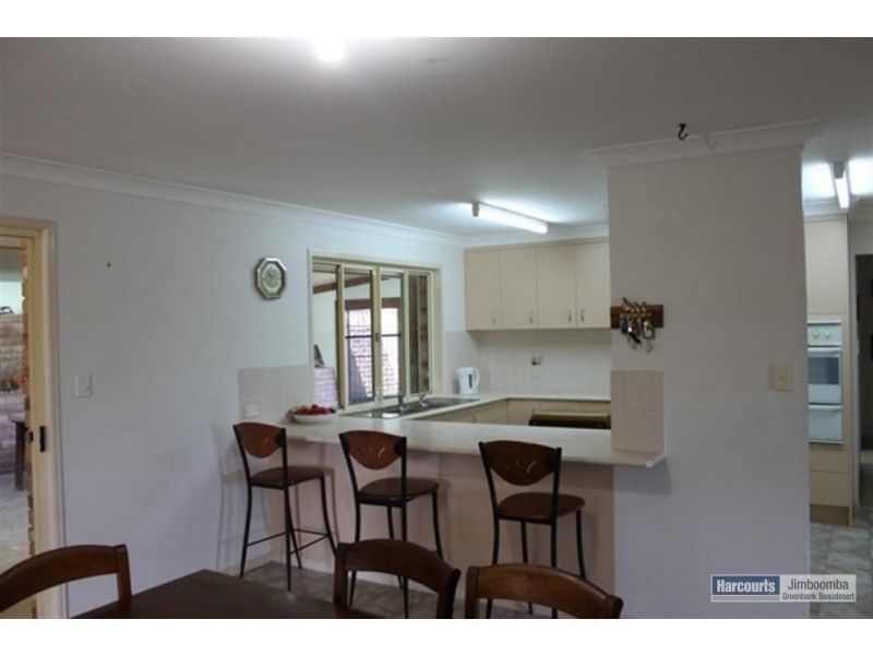 37 Markwell Drive, Kooralbyn QLD 4285