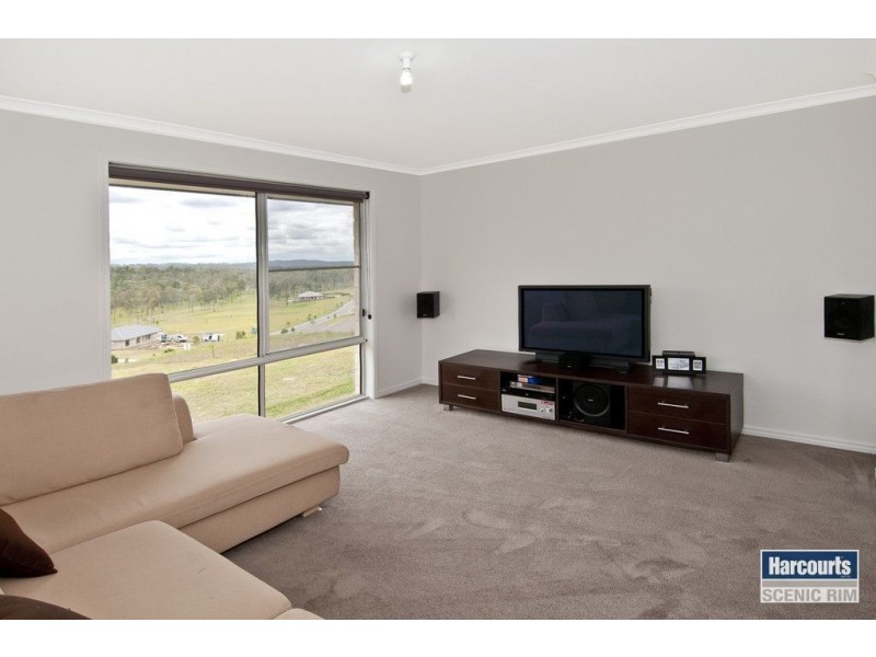 36 Prince of Wales Court, Mundoolun QLD 4285