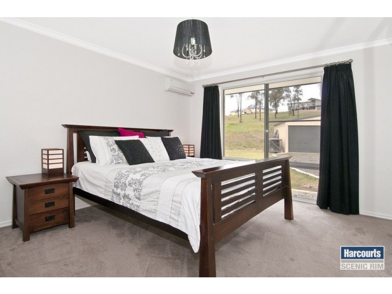 36 Prince of Wales Court, Mundoolun QLD 4285