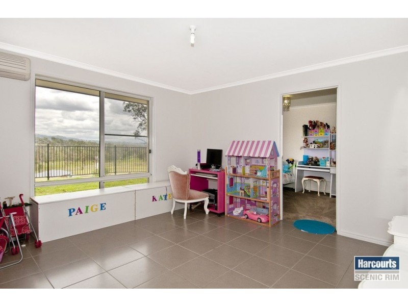 36 Prince of Wales Court, Mundoolun QLD 4285