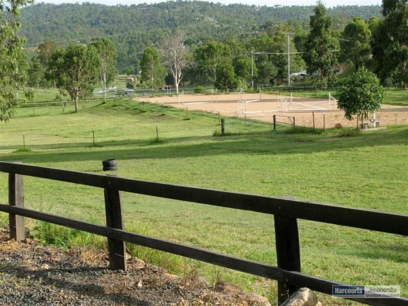 17 Smales Close, Kooralbyn QLD 4285