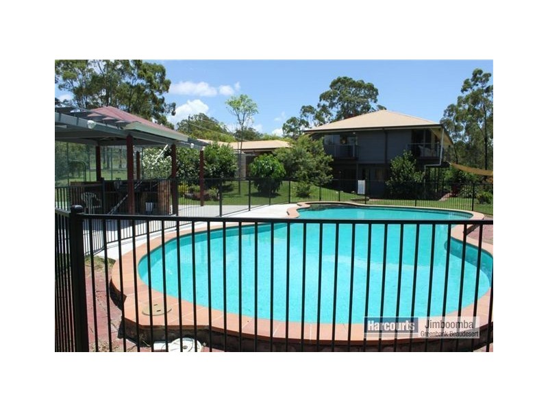 111 Campbell Drive, Kooralbyn QLD 4285