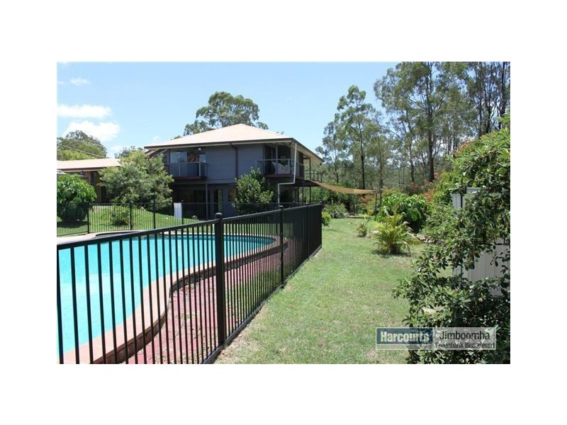 111 Campbell Drive, Kooralbyn QLD 4285