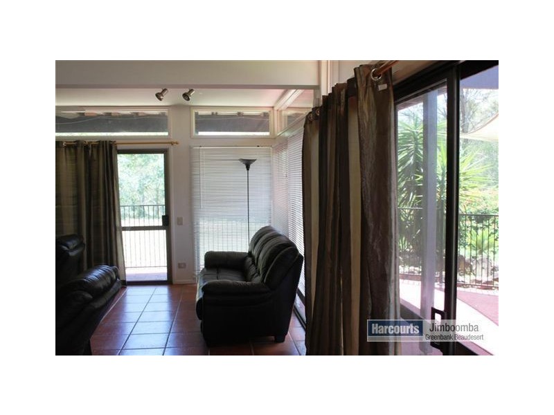 111 Campbell Drive, Kooralbyn QLD 4285