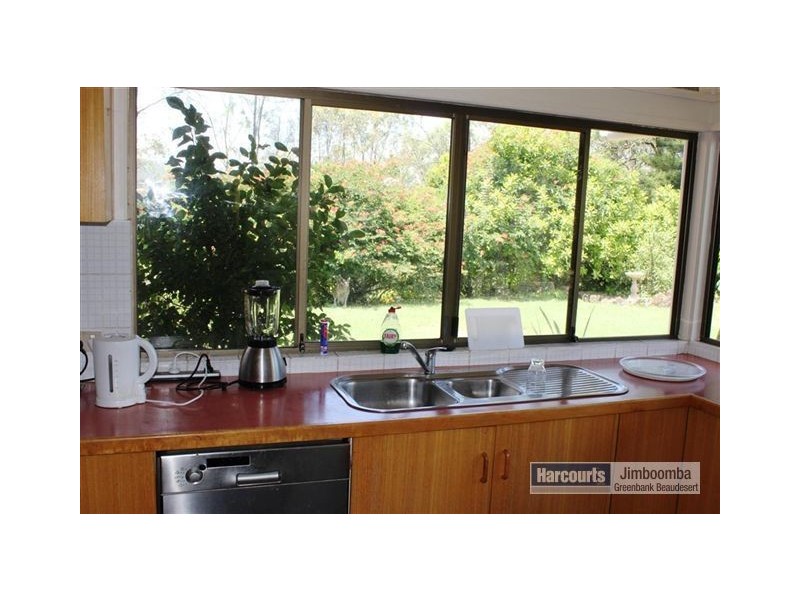 111 Campbell Drive, Kooralbyn QLD 4285