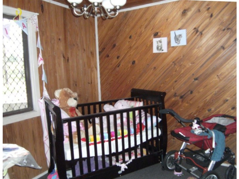 25 Mahogany Rd, Munruben QLD 4125