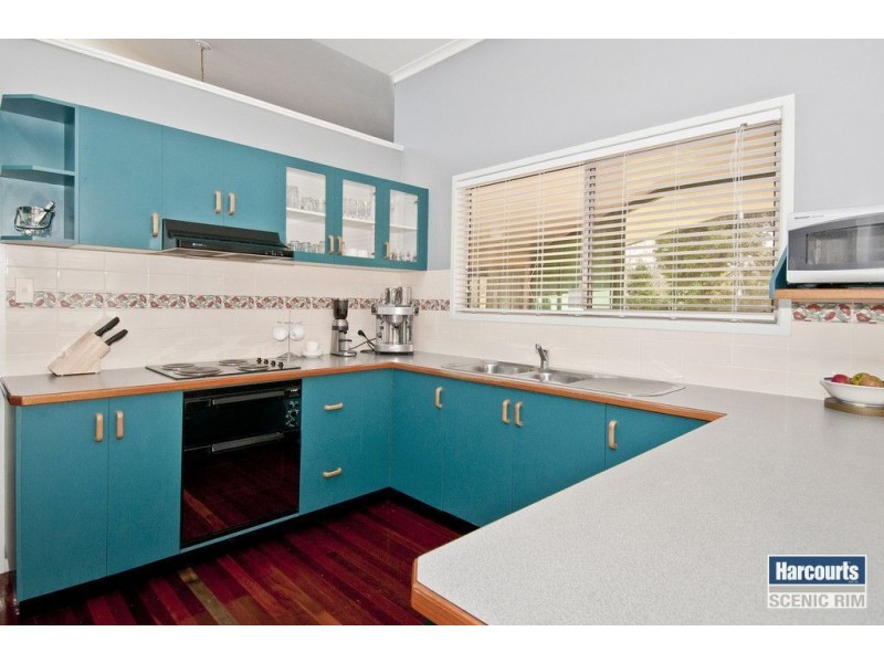 1 Ivy Court, Gleneagle QLD 4285