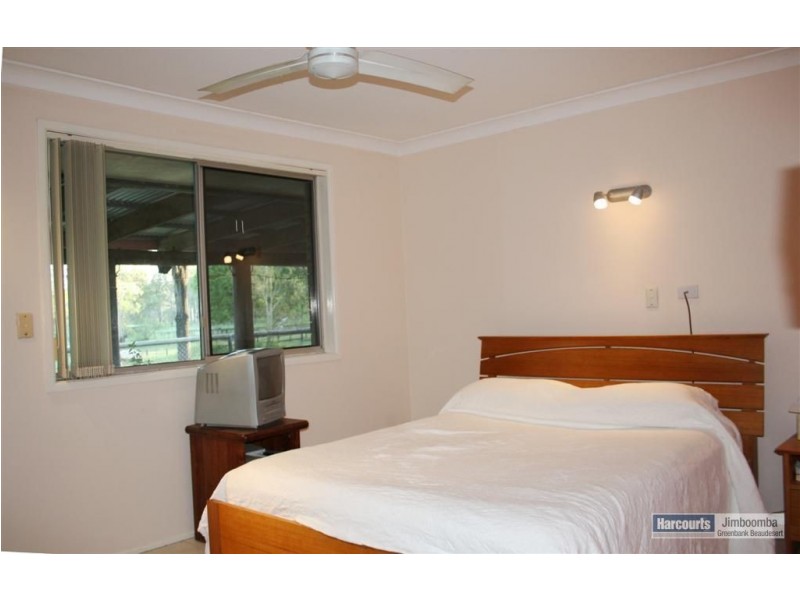 1914 Chambers Flat Road, Munruben QLD 4125