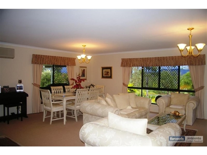 238 Routley Drive, Kooralbyn QLD 4285